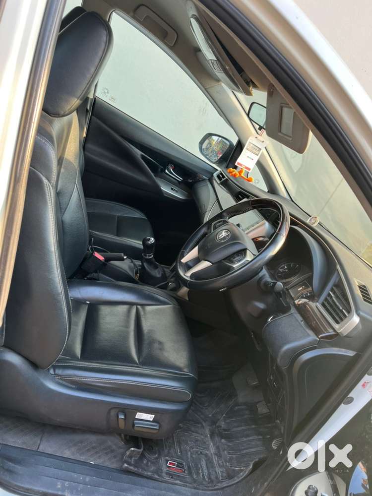 2022 Toyota Innova Crysta 2.4 Zx - Service Record Available