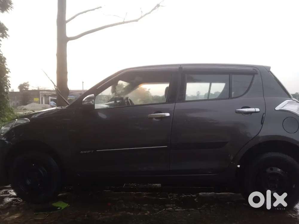 Maruti Suzuki Swift Vxi 2016