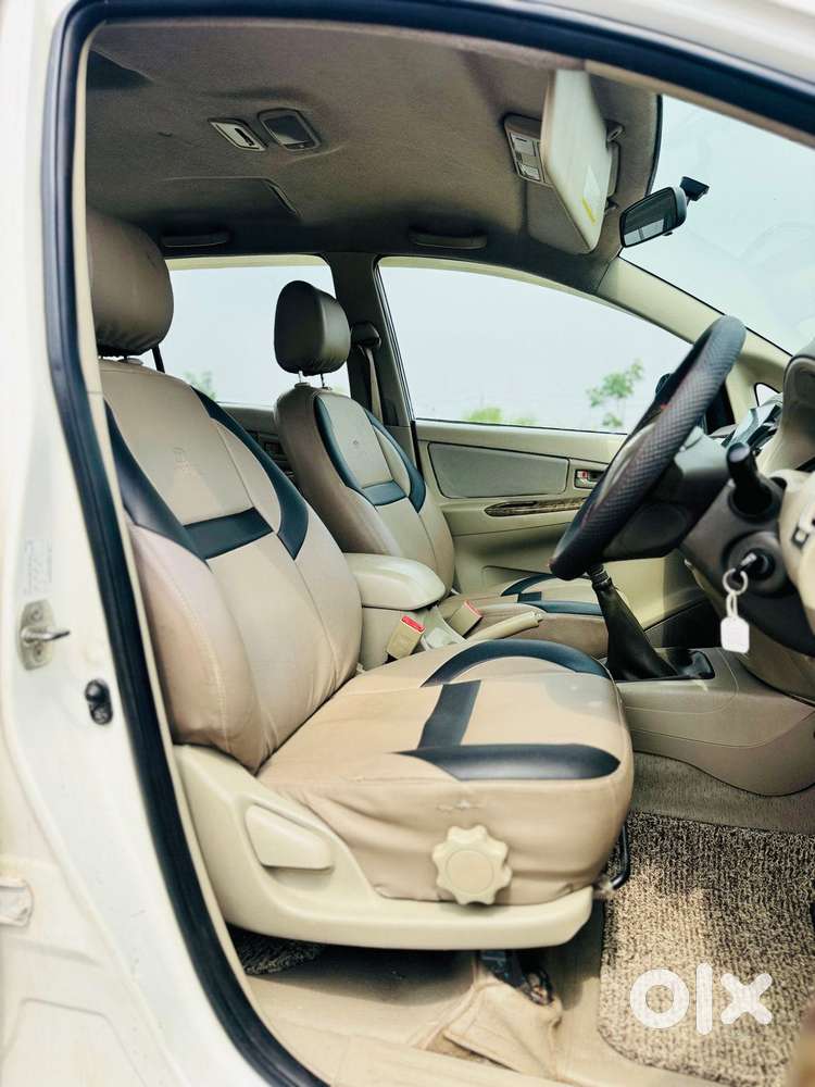 Toyota Innova 2.5 Gx 7 Str Bs-iii, 2014, Diesel