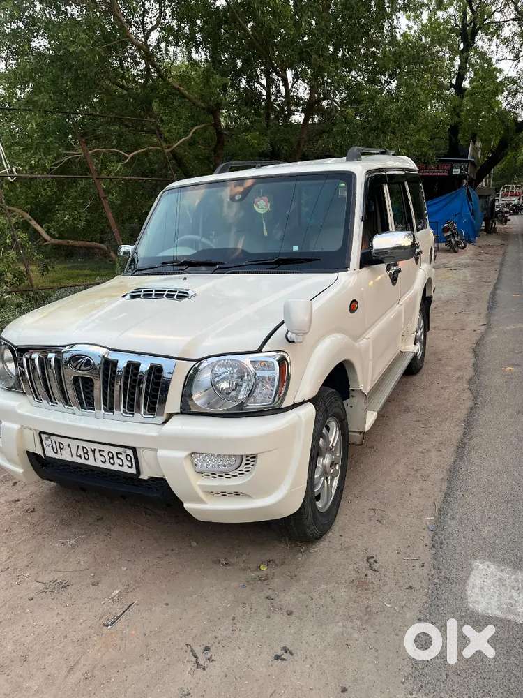 Mahindra Scorpio Classic 2013 Diesel 123000 Km Driven