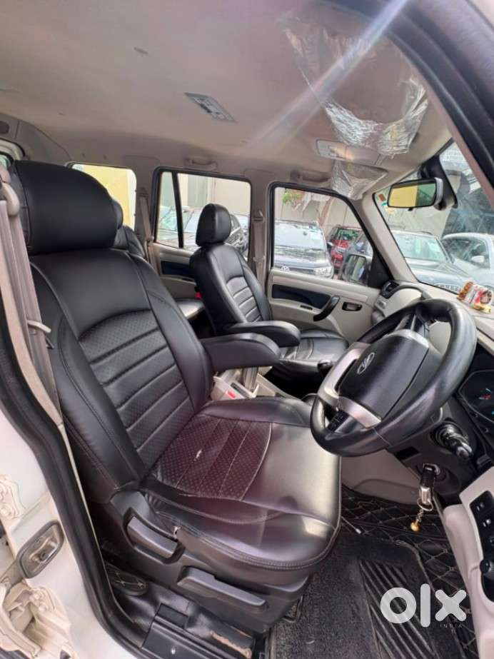 Mahindra Scorpio Classic 2.2 S 11 Mt 7 Str, 2021, Diesel