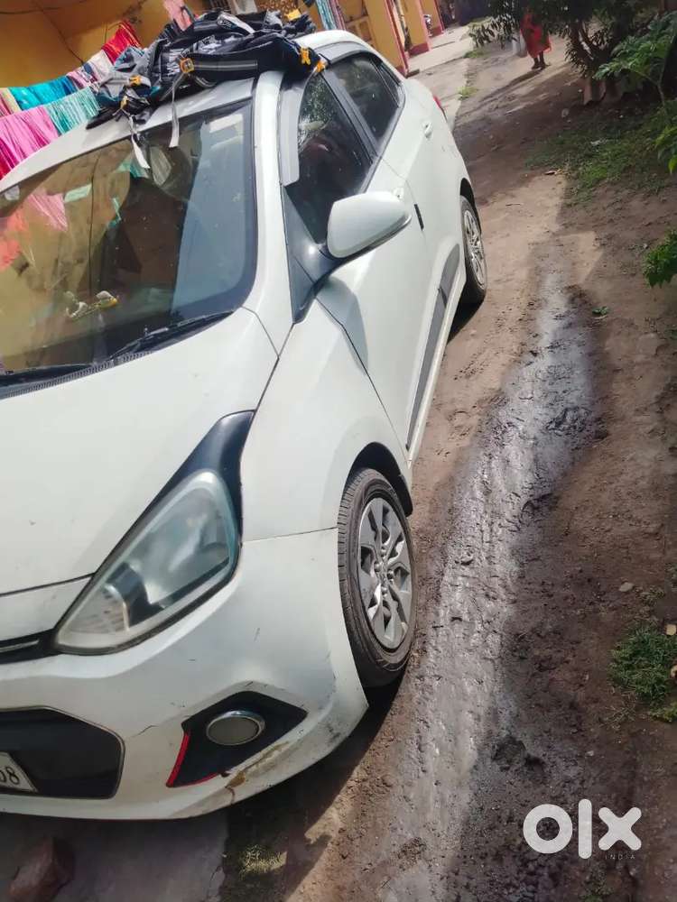 Hyundai Xcent 2016 Diesel 125000 Km Driven (good Condition)