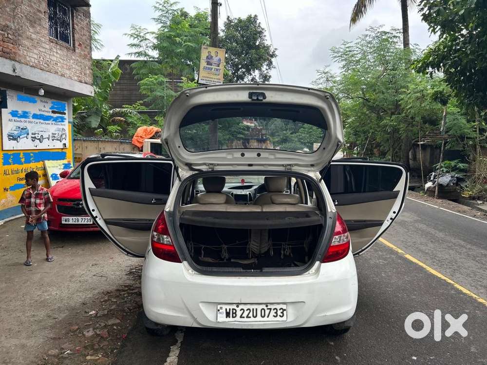 Hyundai I20 Sportz At 1.4, 2012, Petrol