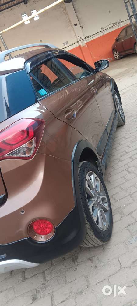 Hyundai I20 Active Sx Petrol, 2018, Petrol