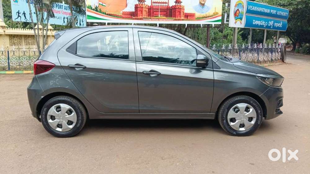 Tata Tiago 1.05 Revotorq Xt, 2021, Petrol