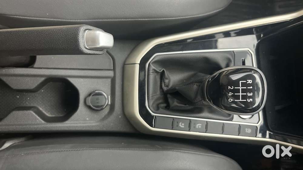 Volkswagen Virtus 1.0 Topline Tsi, 2024, Petrol
