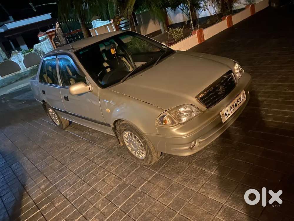 Maruti Suzuki Esteem Lxi 2006