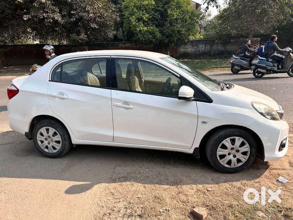 Honda Amaze Petrol