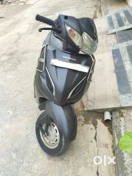 Activa 5g sale second hand bike