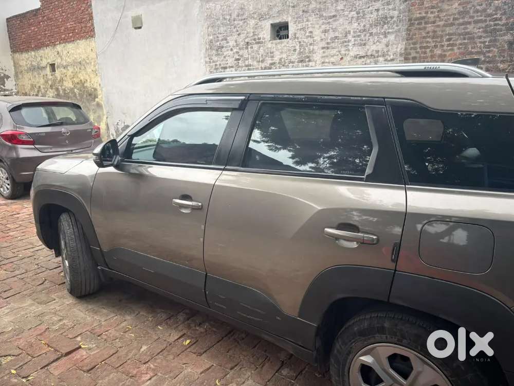 Maruti Suzuki Brezza Lxi 2025