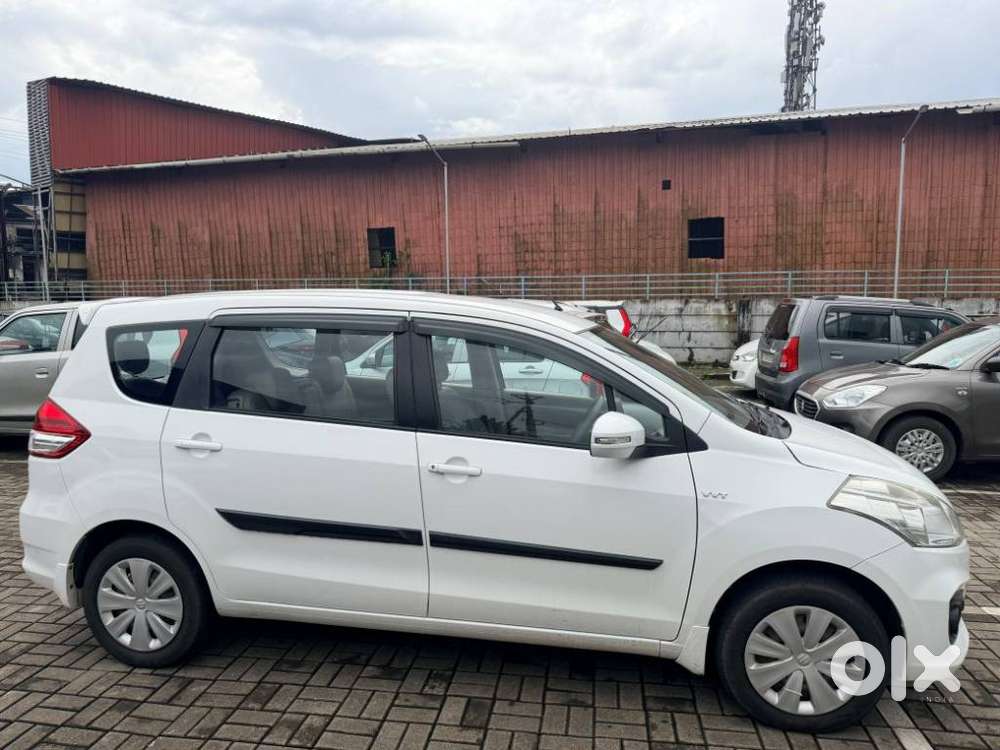 Maruti Suzuki Ertiga Vxi Abs Bs Iv, 2016, Petrol