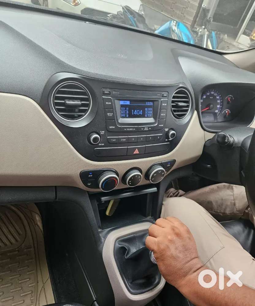 Hyundai Xcent 2016 Car