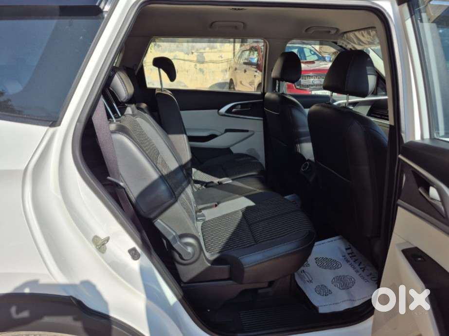 Kia Carens 1.4 Prestige 7 Str, 2023, Petrol