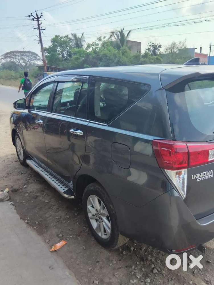 Toyota Innova Crysta 2017 Diesel 178000 Km Driven