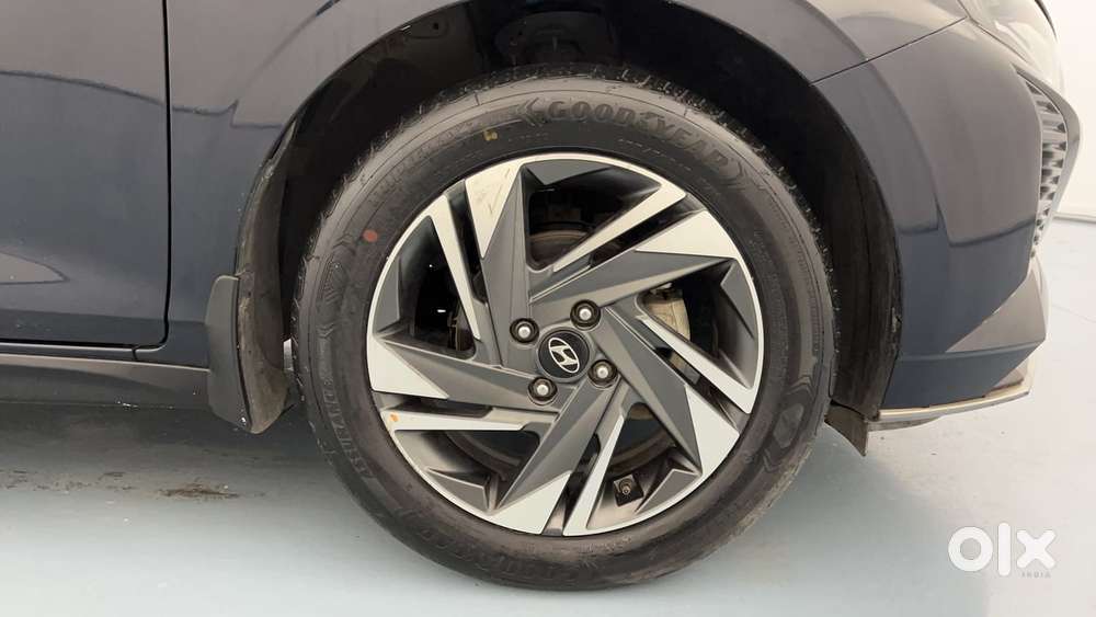 Hyundai I20 Asta (o) 1.2 Mt, 2023, Petrol