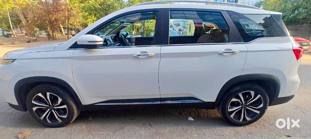 Mg Hector Plus 1.5 Hybrid Super Turbo 7 Str, 2023, Petrol