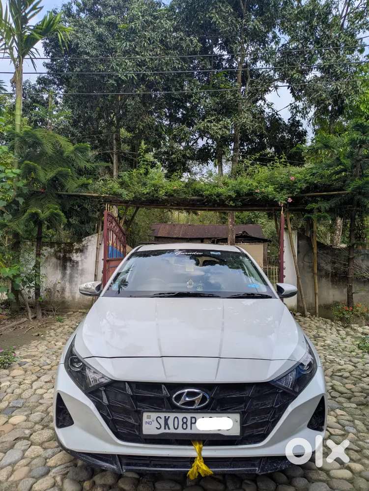 Hyundai New I20 Asta(o)2023 With Sunroof