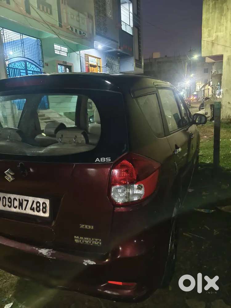 Maruti Suzuki Ertiga 2012 Diesel 124900 Km Driven