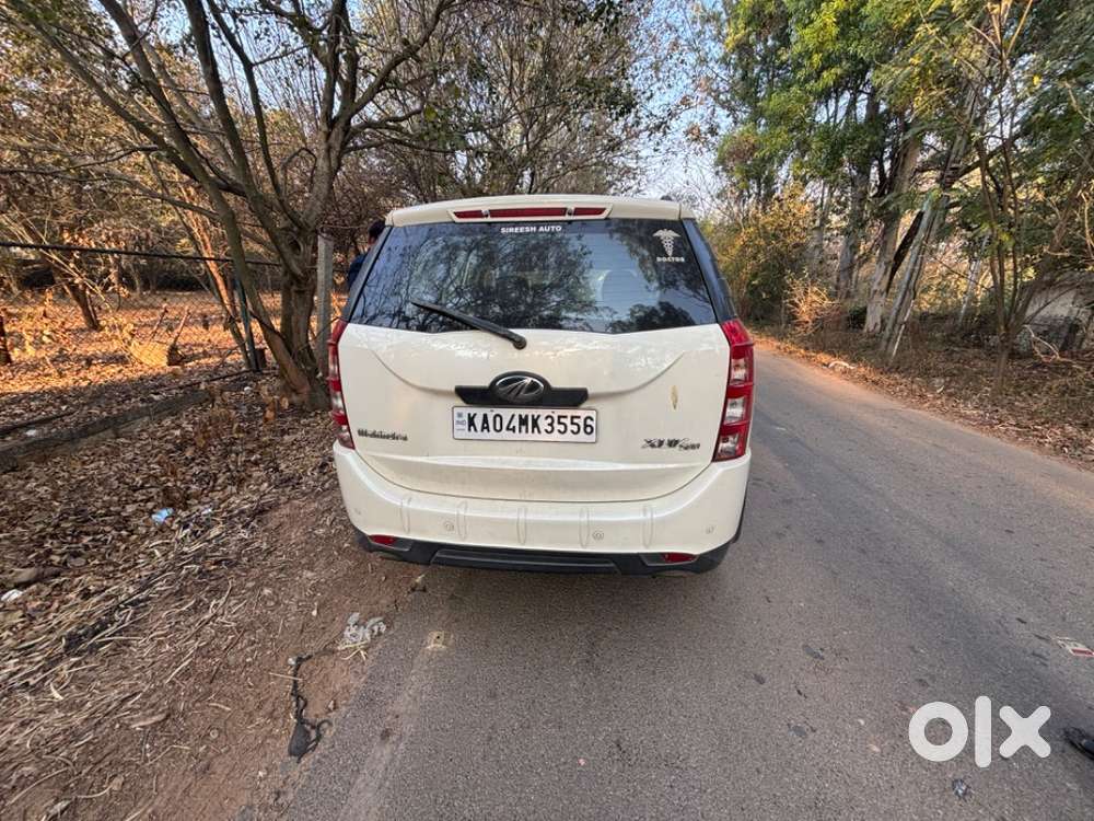 Mahindra Xuv500 W8 2012 Diesel 144000 Km Driven