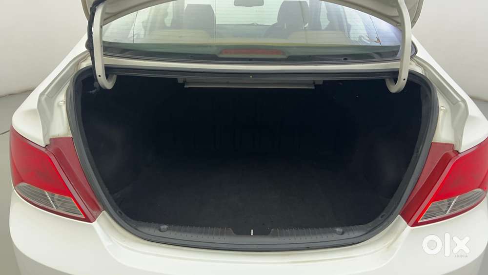 Hyundai Verna 1.6 Sx Vtvt, 2016, Petrol