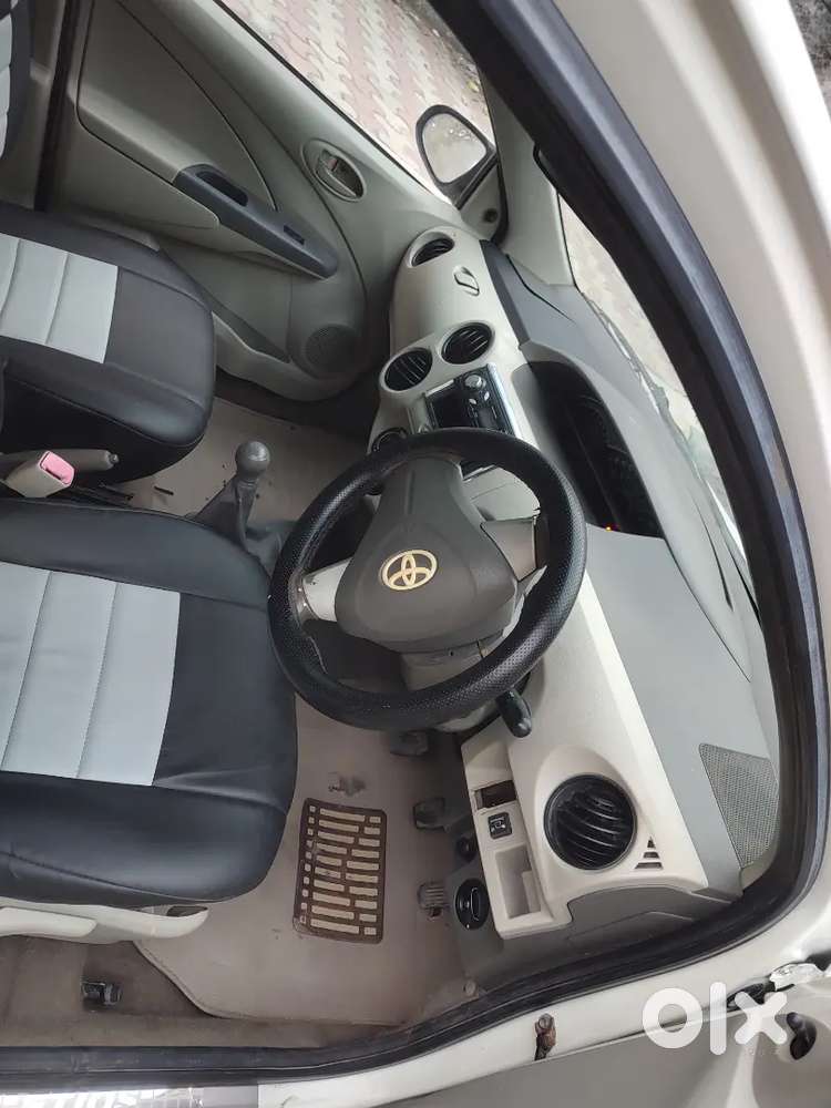 Toyota Etios Liva 2016 Variant 1.2 V