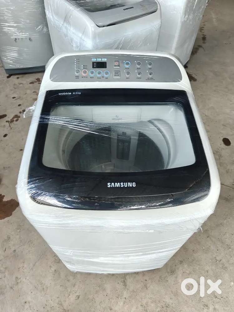 SECOND HAND TOP LOAD WASHING MACHINE AVAILABLE FOR SALE.