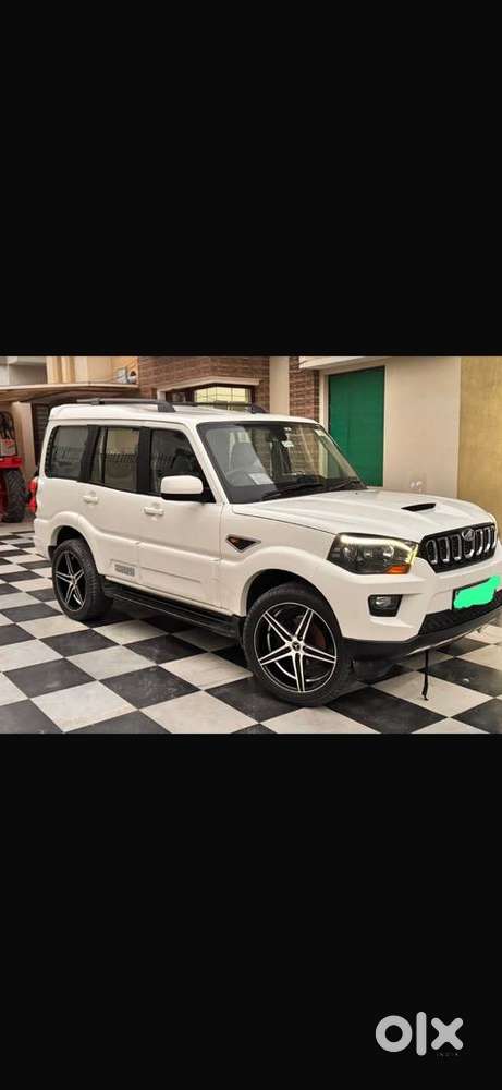 Mahindra Scorpio Classic 2017 Diesel Well Maintained