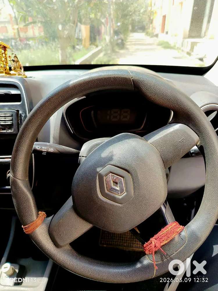 Renault Kwid 2016 Petrol Well Maintained