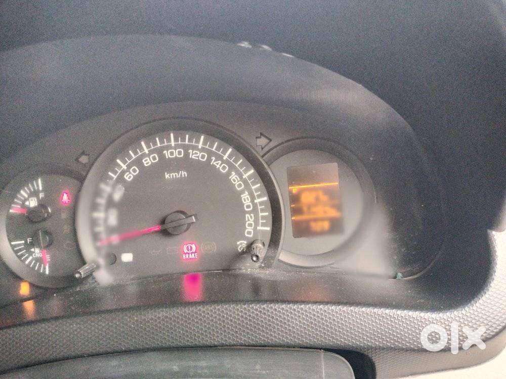Maruti Suzuki Swift Dzire Lxi Option, 2018, Cng & Hybrids