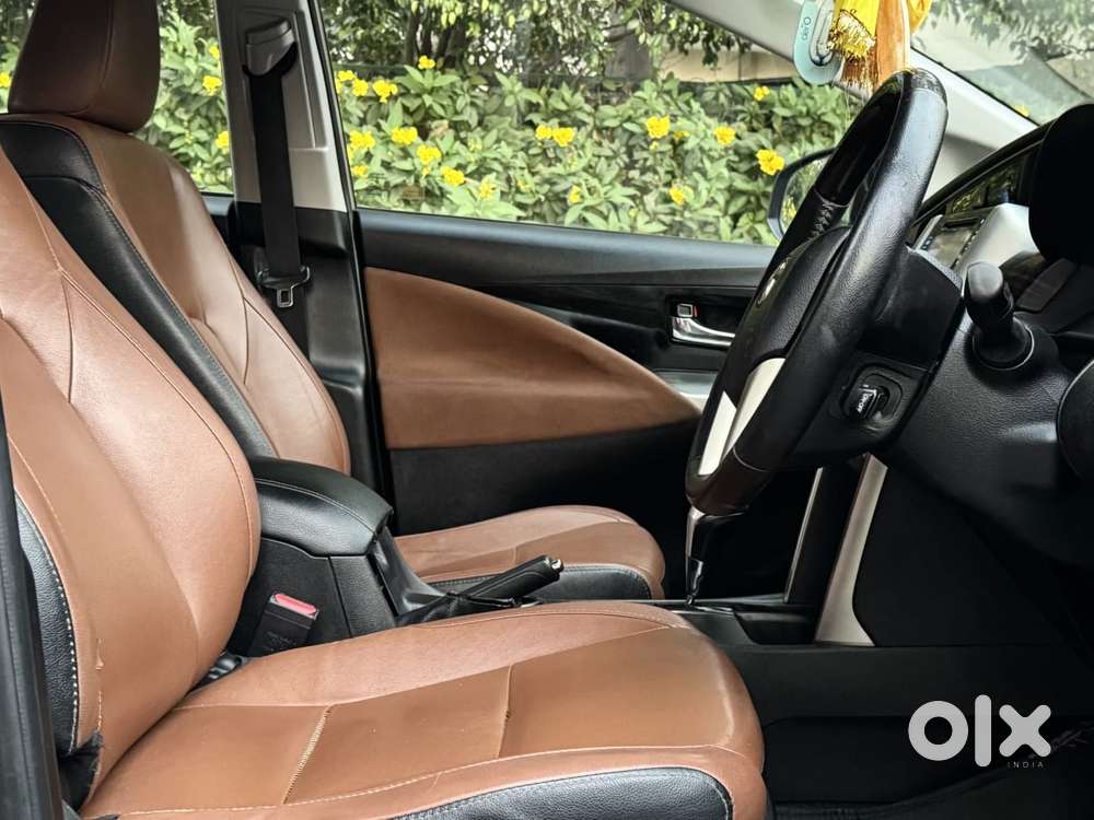 Toyota Innova Crysta 2.8z Automatic, 2019, Diesel