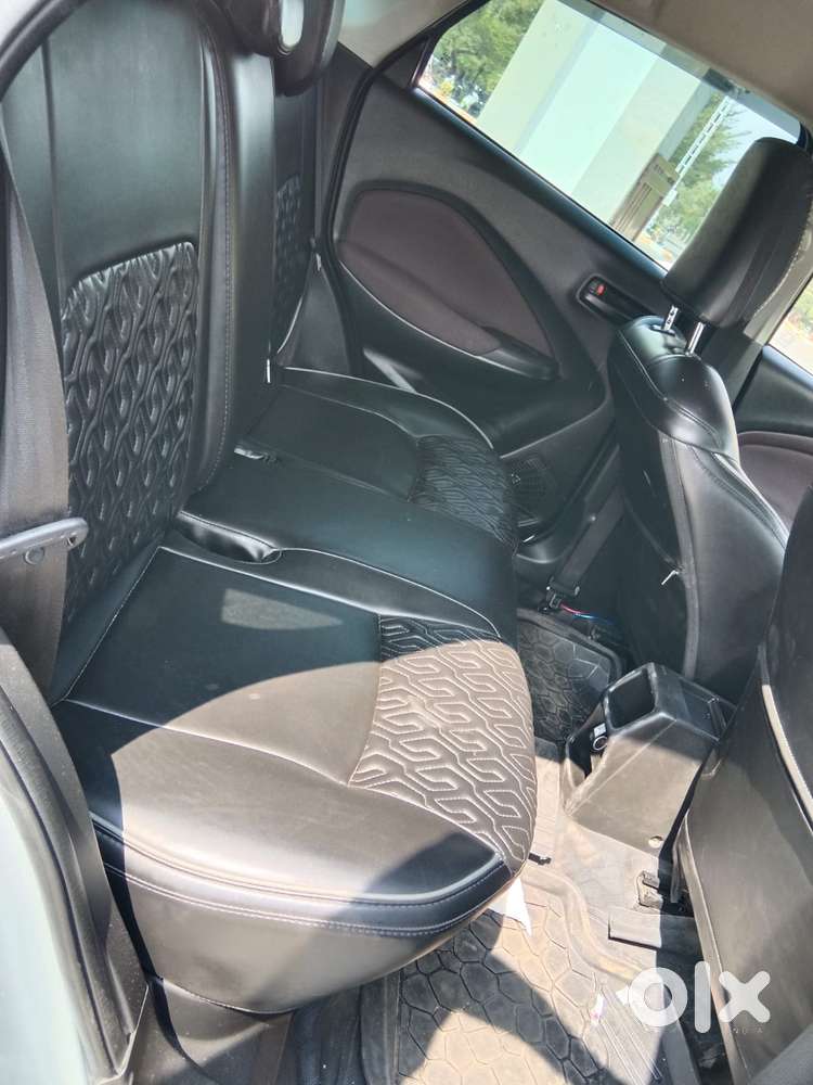 Maruti Suzuki Fronx Delta Plus 1.2 Ags, 2023, Petrol