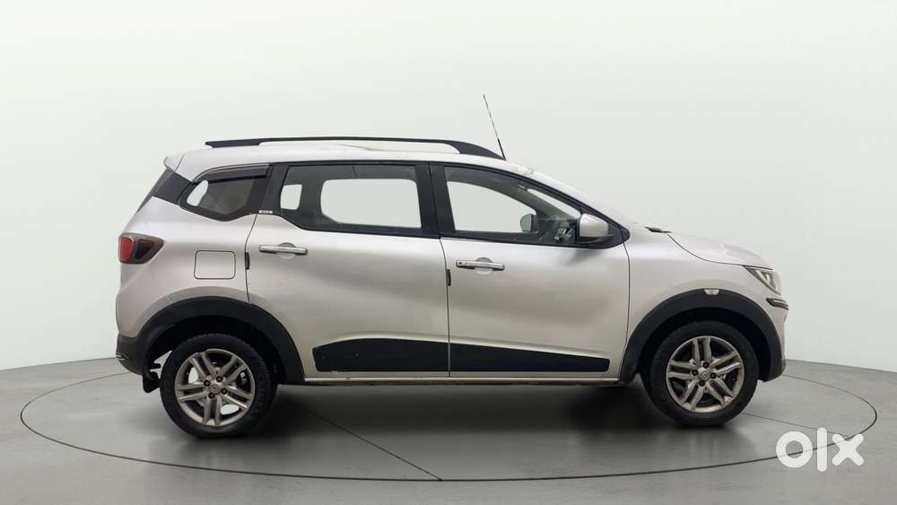 Renault Triber Rxz, 2020, Petrol