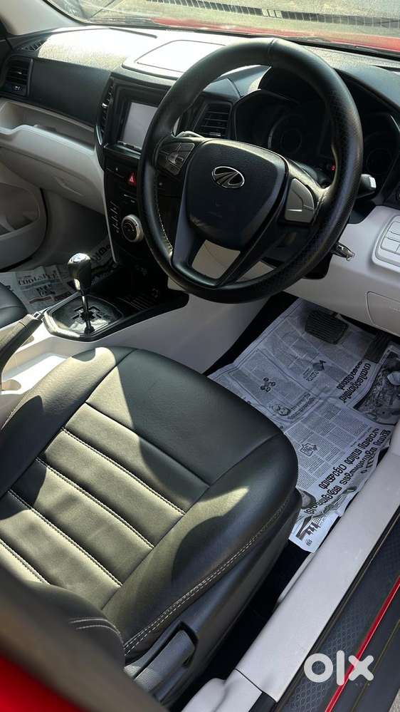 Mahindra Xuv300 1.2 W6 Amt Petrol, 2021, Petrol