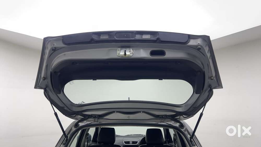 Maruti Suzuki Swift 1.2 Lxi (o), 2017, Petrol