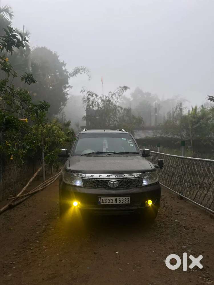 Tata Safari Storme 2014 Diesel Manual Car