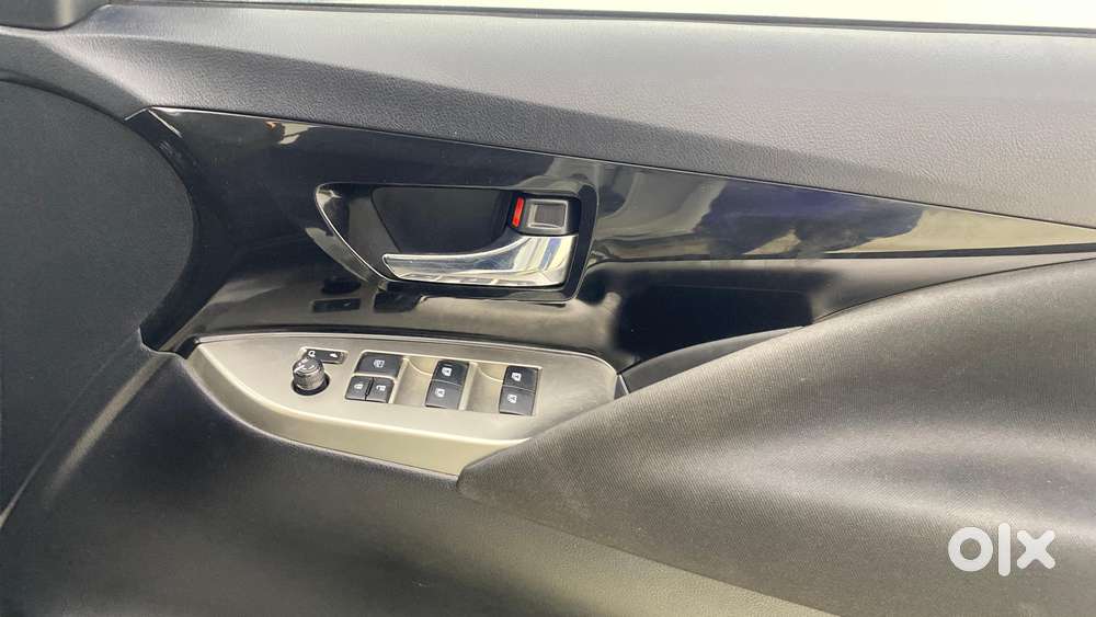 Toyota Innova Crysta [2020-ongoing] 2.7 Vx 7 Str, 2022, Petrol