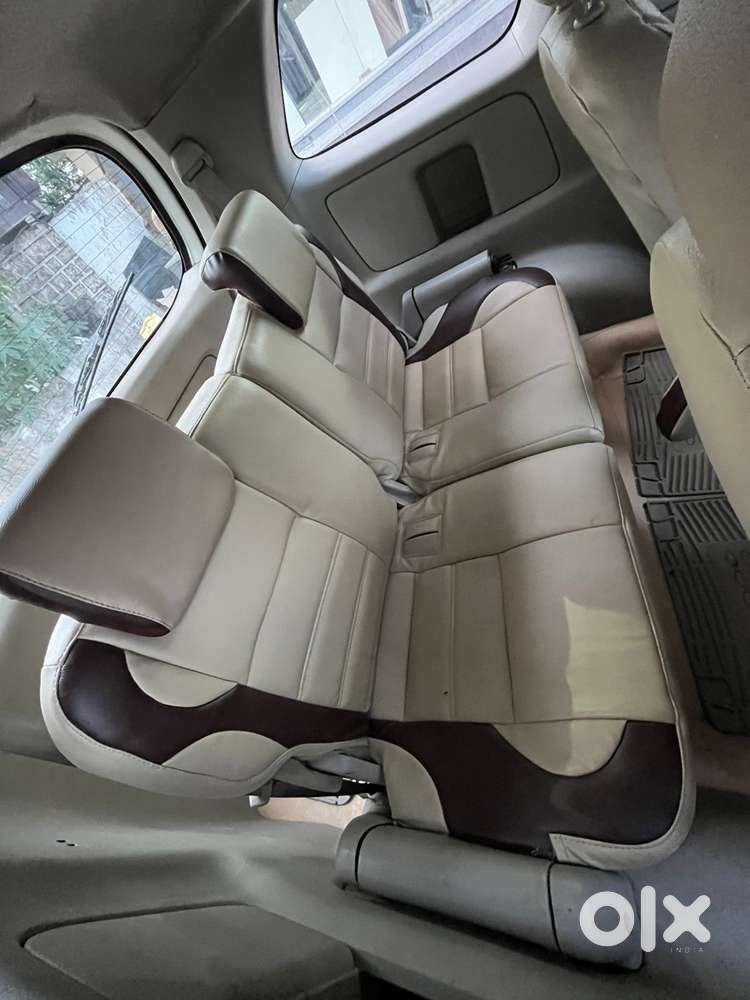 Toyota Innova 2.5 G (diesel) 7 Seater Bs Iv, 2011, Diesel