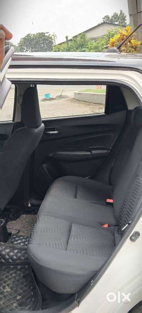Maruti Suzuki Swift, 2022, Petrol