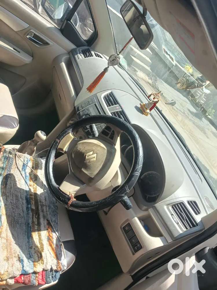 Maruti Suzuki Ertiga 2013