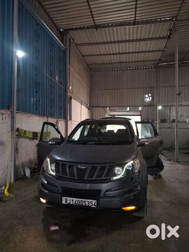 Mahindra Xuv500 W8 Diesel  Excellent Engine  Urgent Sale  Best Deal