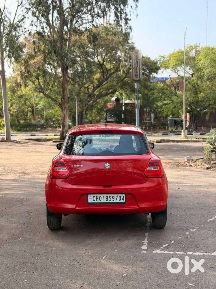 Maruti Suzuki Swift Vxi Abs Bsiv, 2018, Petrol