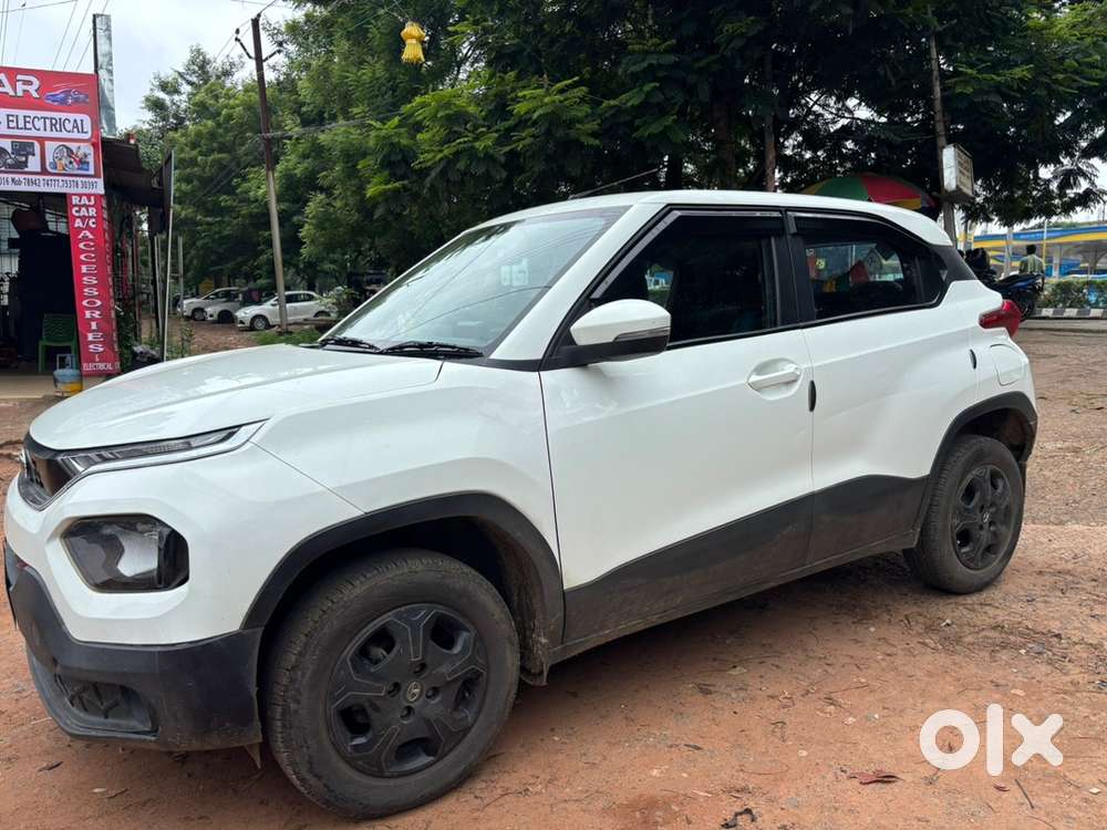 2023 Tata Punch Petrol Automatic 24000 Km