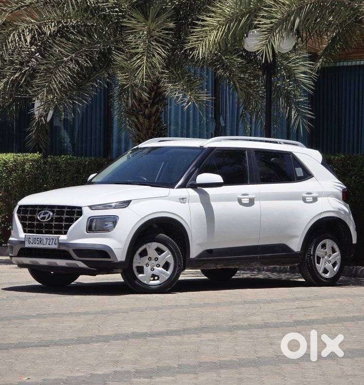 Hyundai Venue, 2021, Petrol