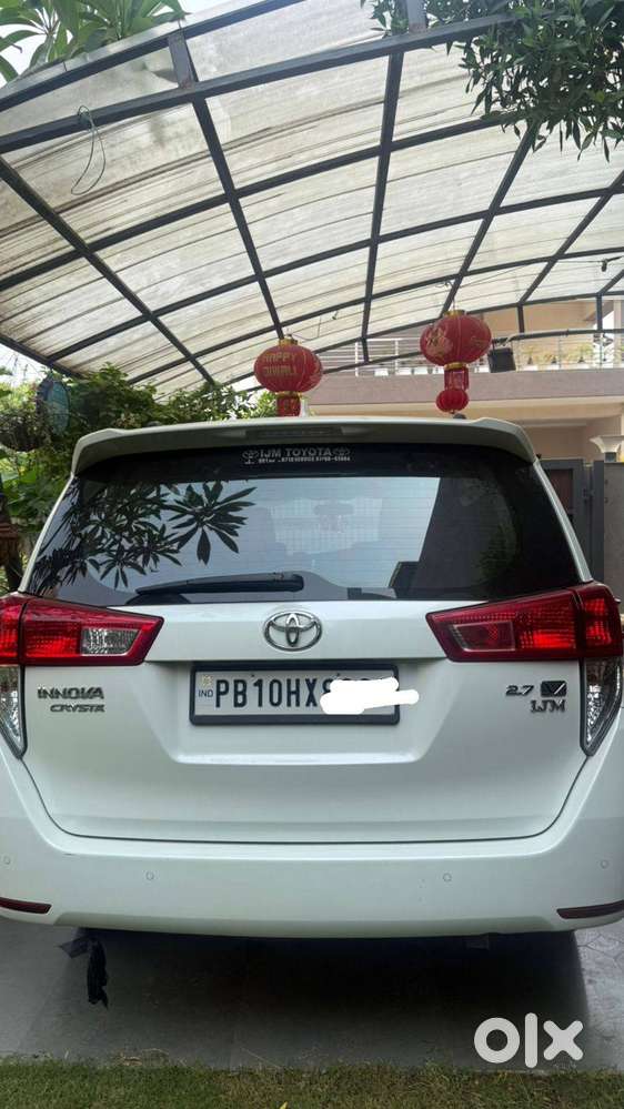 Toyota Innova Crysta 2022