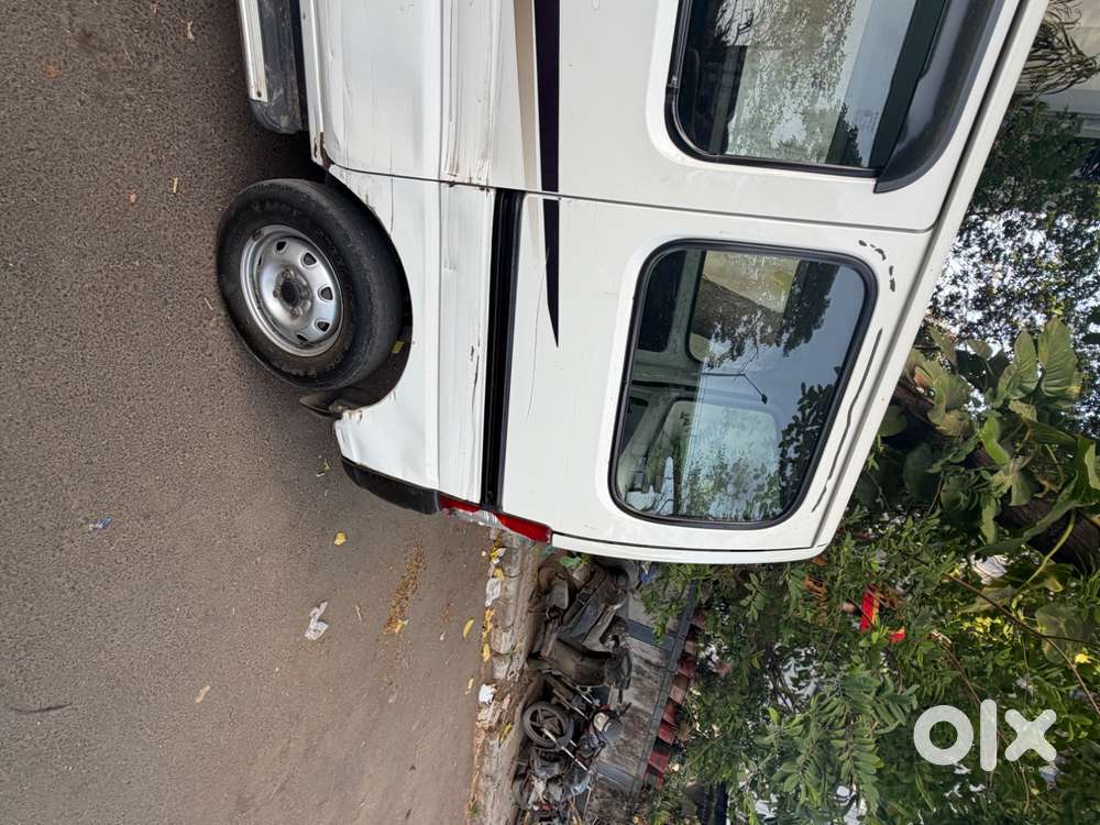 * Maruti Eeco 2017 Petrol Ac – Good Condition * Eeco 5 Seater 2017 – A