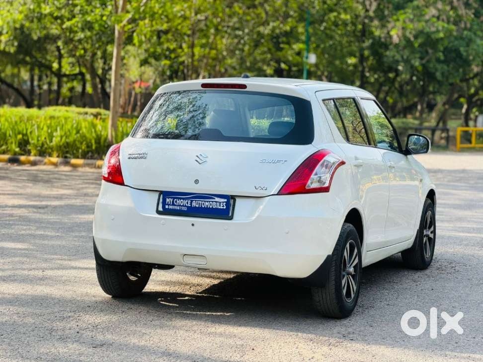 Maruti Suzuki Swift Lxi Optional-o, 2017, Cng & Hybrids