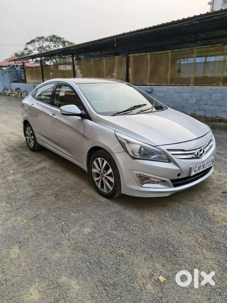 Hyundai Verna 2015
