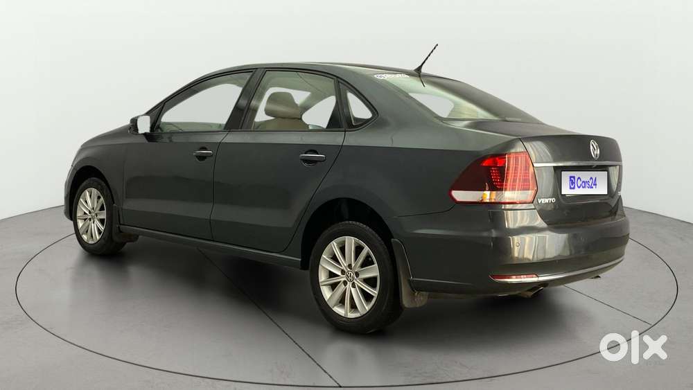Volkswagen Vento 1.2 Tsi Highline Plus At, 2017, Petrol