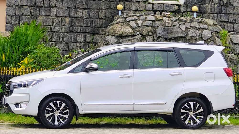 Toyota Innova Crysta 2.4 Z 7 Str, 2023, Diesel