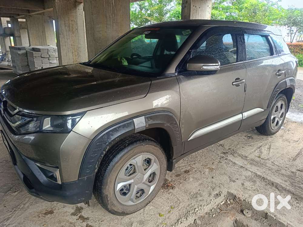 Maruti Suzuki Vitara Brezza 1.5 Lxi, 2024, Cng & Hybrids